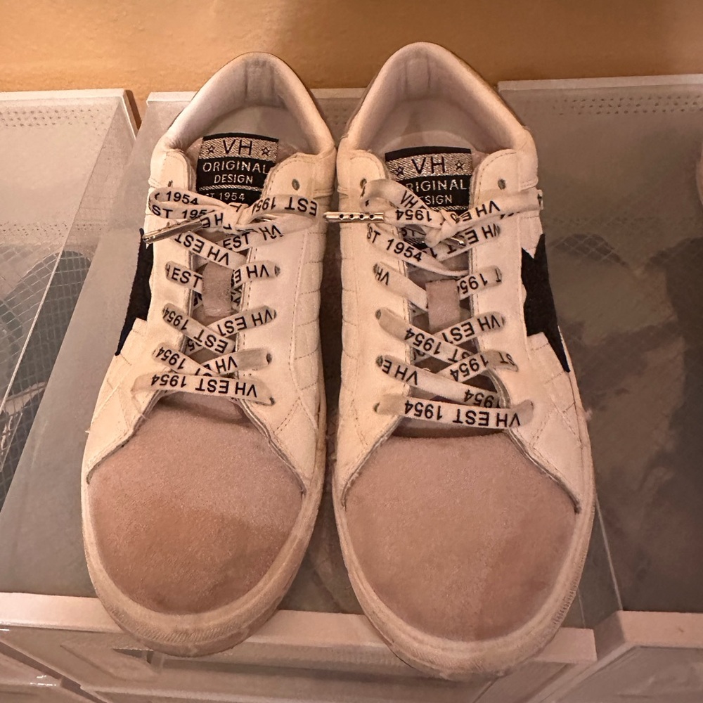 Vintage Havana White and Black Sneakers